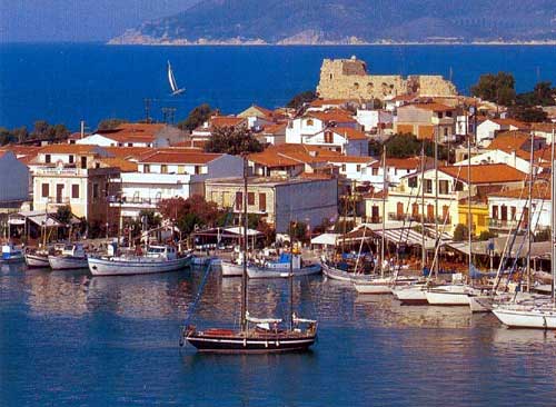 Built on the ruins of the ancient city of Samos during the time of Polycrates, it condenses more than twenty - six centuries of Greek history. It is the main tourist resort on the island. Many yachts and sailing boats moor here in the large, picturesque SAMOS PHOTO GALLERY - PYTHAGORIO