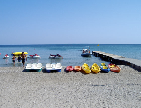 PYTHAGORIO Image of Kayaks CLICK TO ENLARGE