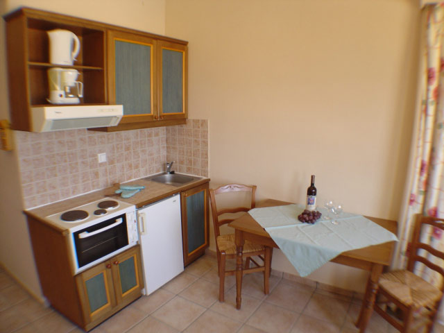 PYTHAGORION - Image of the Apartment Kitchen CLICK TO ENLARGE