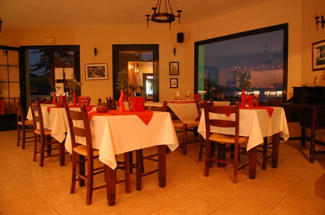 PYTHAGORION - Photo of the Breakfast, Lunch & Dinner Restaurant CLICK TO ENLARGE